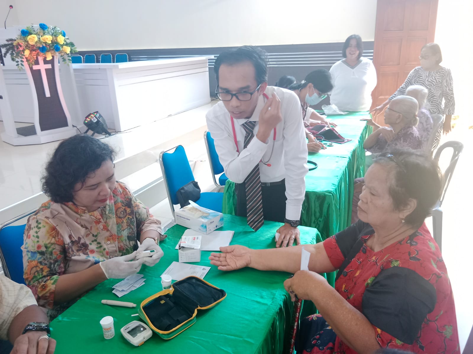 PEMERIKSAAN KESEHATAN WARGA GKJW JEMAAT PONOROGO DESEMBER 2024